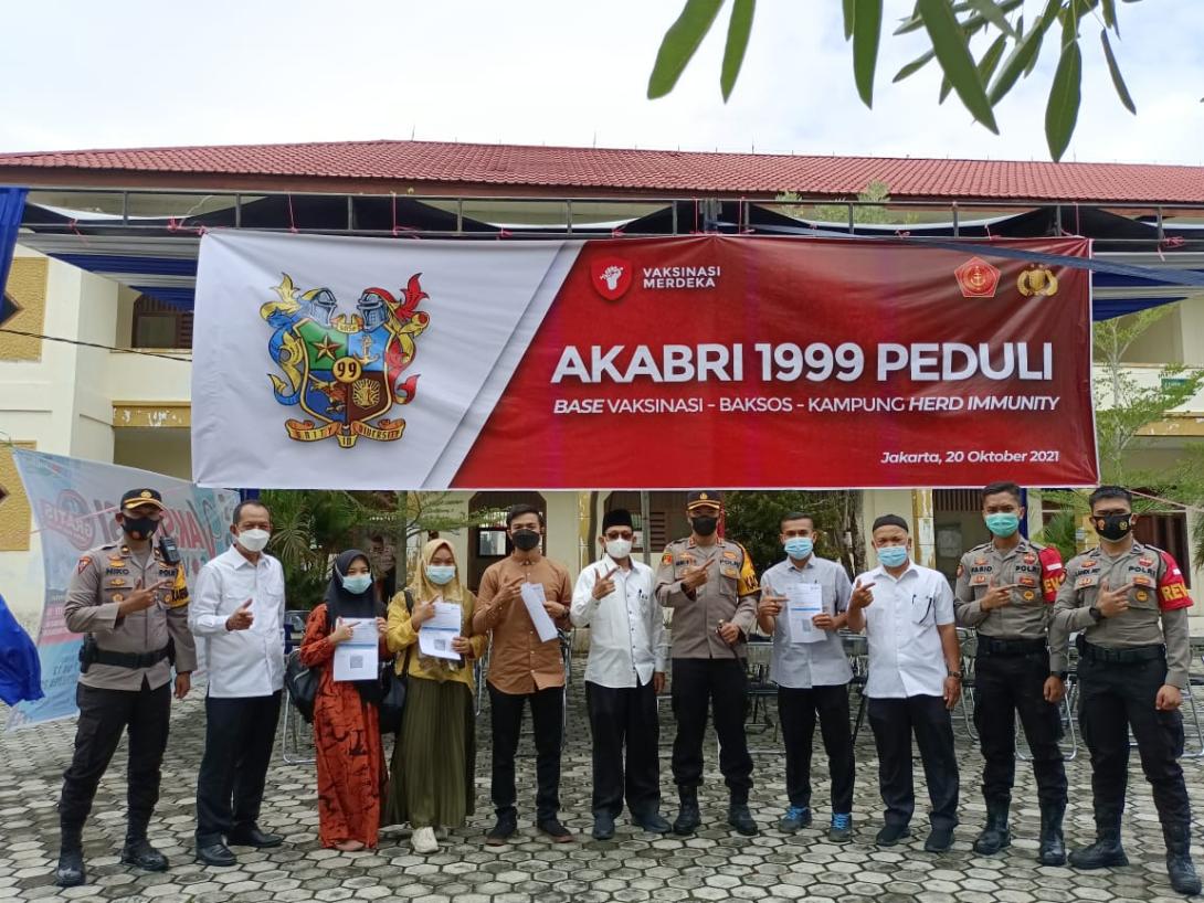 Vaksinasi Tahap II Bersama Akabri 1999 dan Polres Kerinci